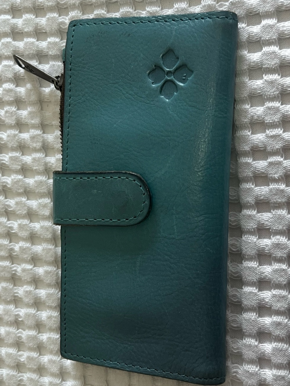 Patricia Nash Teal Leather Wallet with Snap Closure